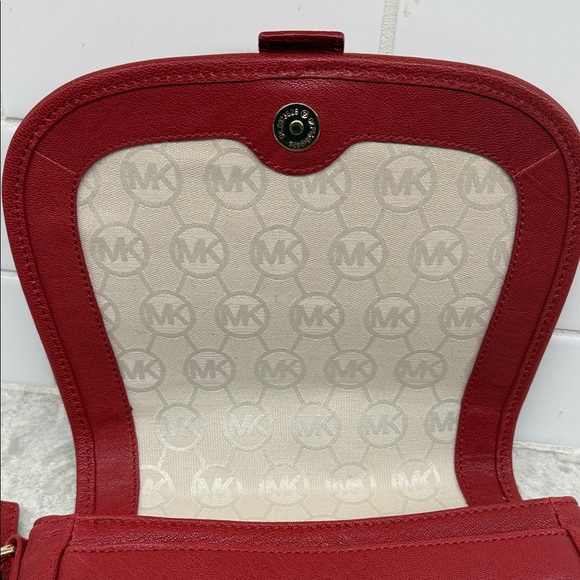 Michael Kors Cherry Red Leather Crossbody Bag. 10x8 in. Like New! - Picture 9 of 16